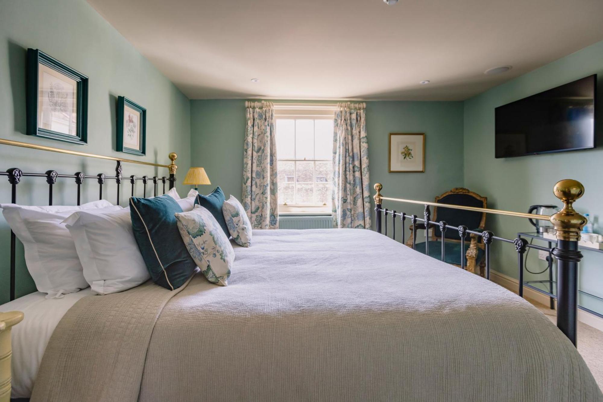 The Crown, Bildeston Hotel Екстериор снимка